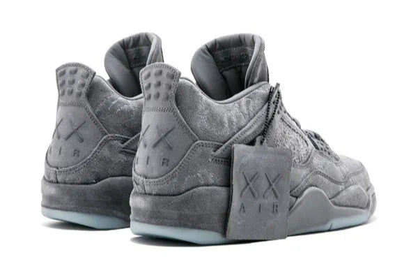Jordan 4 Retro “Kaws”