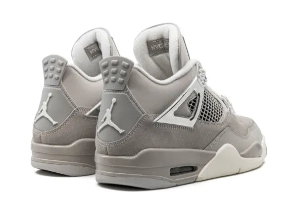 Jordan 4 “Frozen Moments”