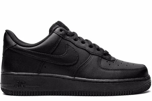 Air Force 1 Low '07 "Triple Black"